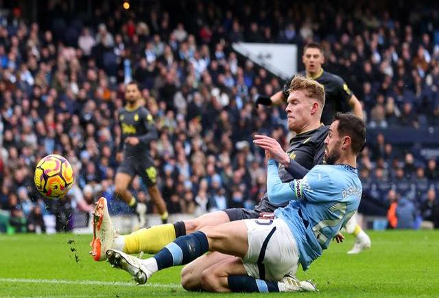 哈兰德遭遇十五连败，澳大利亚队教练面临压力！